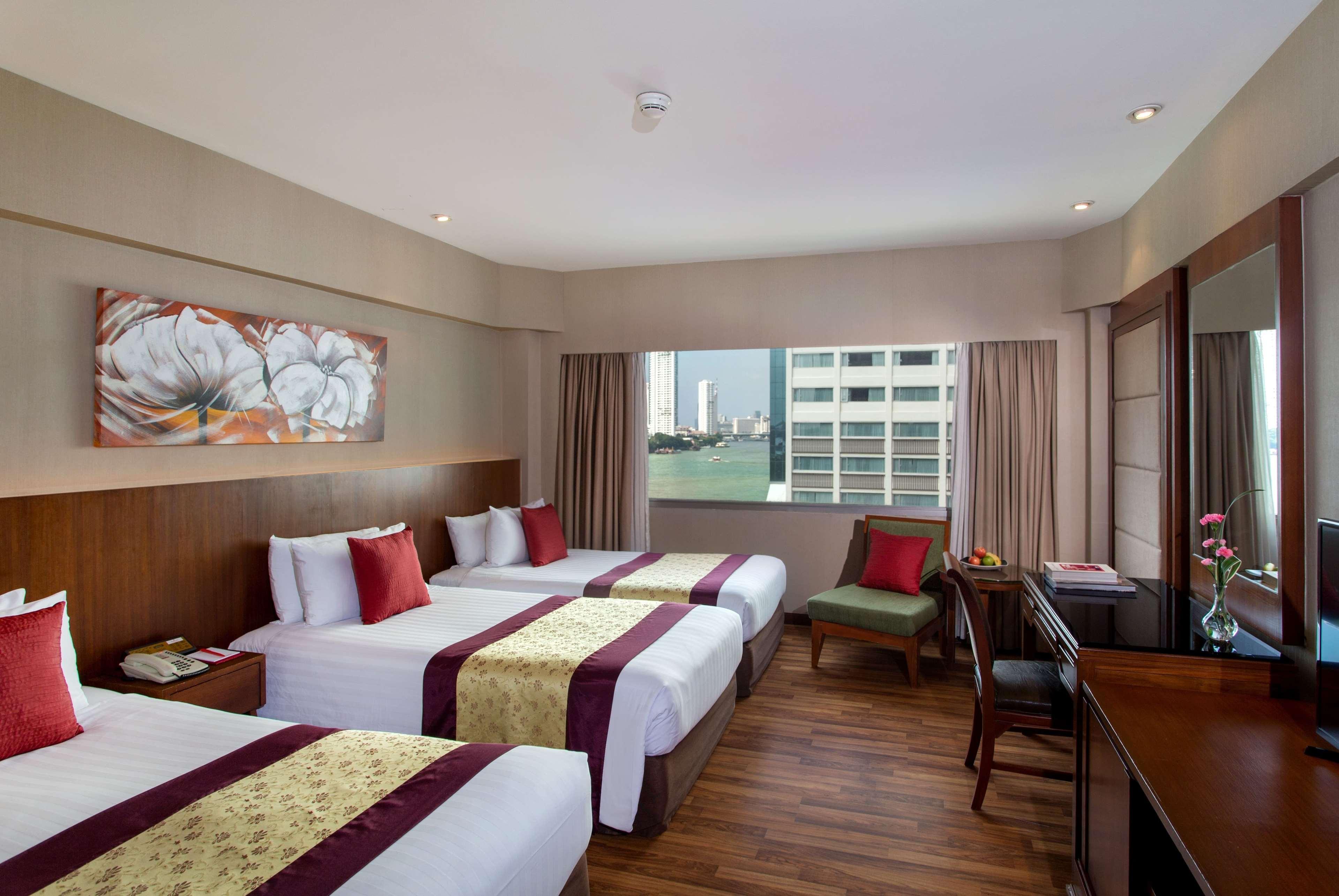 Ramada Plaza By Wyndham Menam Riverside